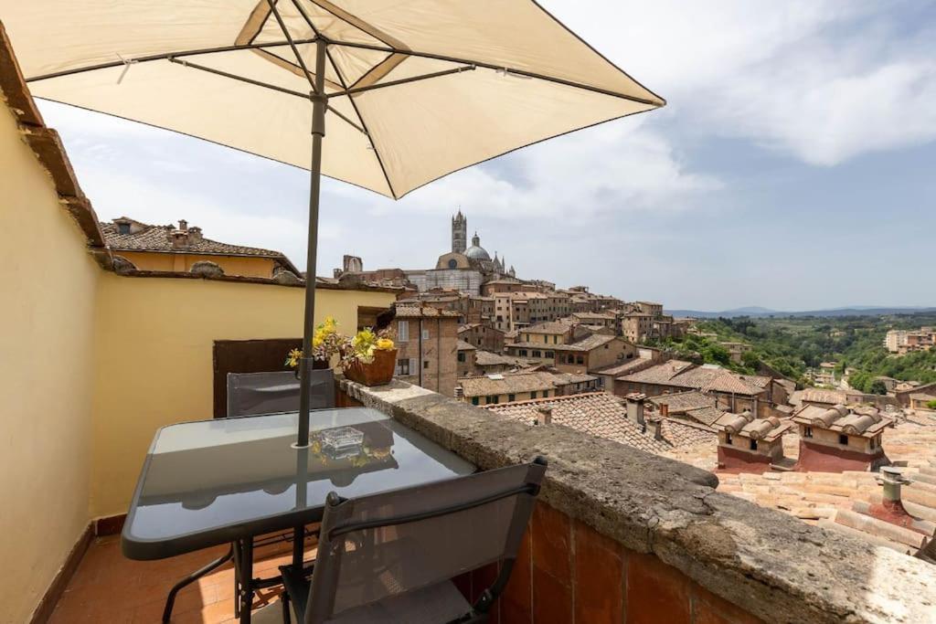 Apartamento Panoramic Lovely Time Siena Exterior foto